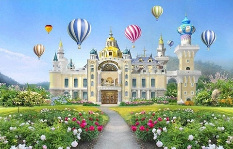 Image of Papel pintado Castillo de fantasía y globos, tamaños personalizados disponibles